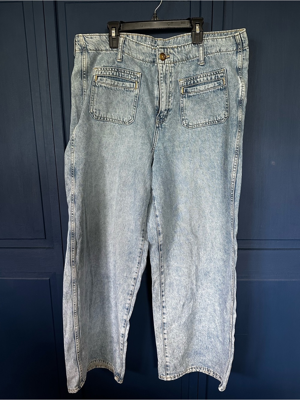 Old Navy Light Wash Wide-Leg Jeans